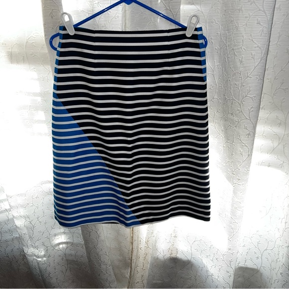J. Crew Dresses & Skirts - J.Crew stripped skirt